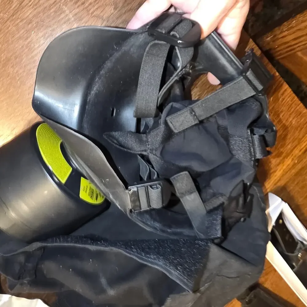 MSA EUC CBRN and RIOT CONTROL GEAR United States GAS MASK IN BAG